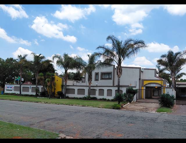 526M² HOTEL FOR SALE IN BENONI CENTRAL